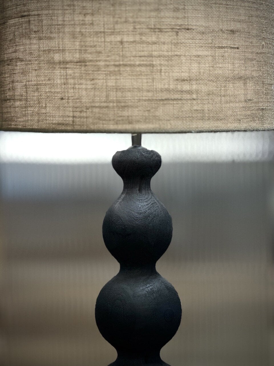 BELLE table lamp, black with natural jute shade