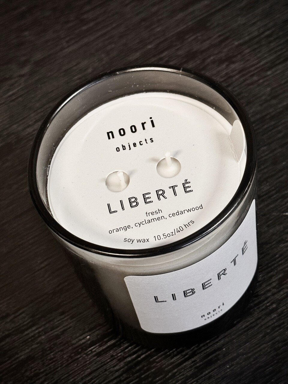 LIBERTE scented candle