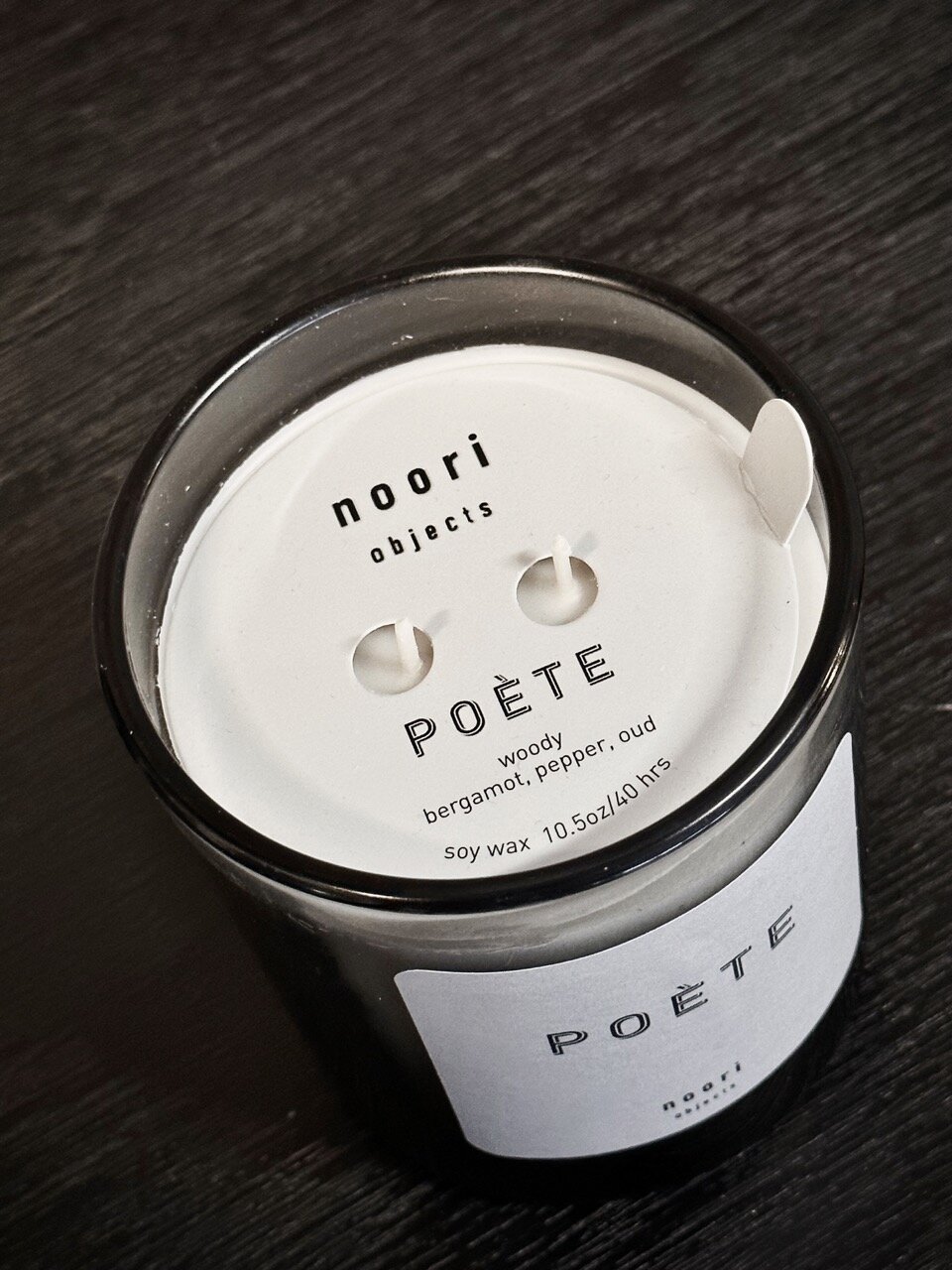 POETE scented candle