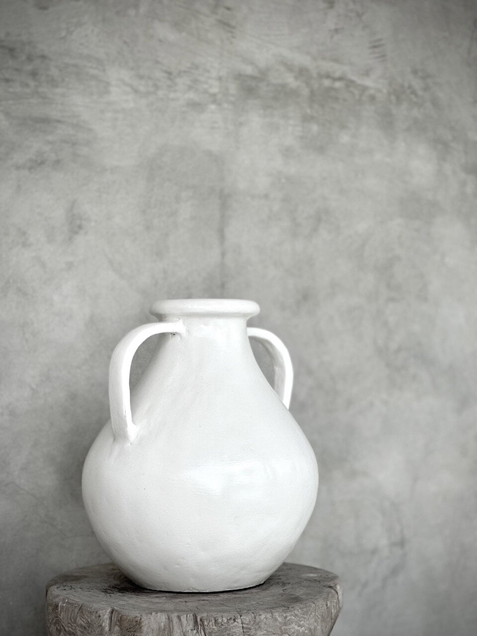 IRMEI vase, white