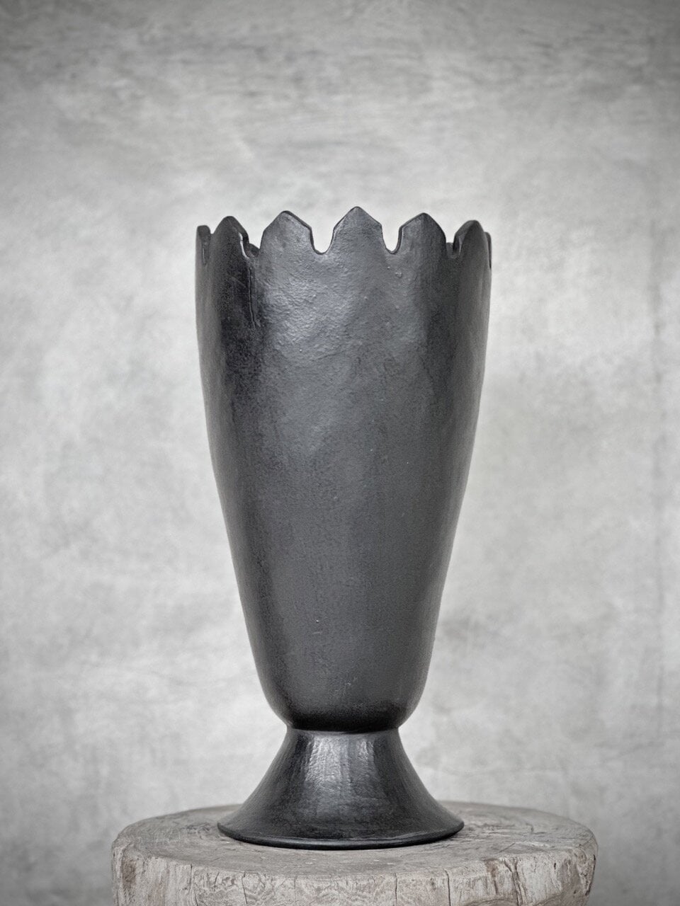 PIALA - L - vase large, black antique