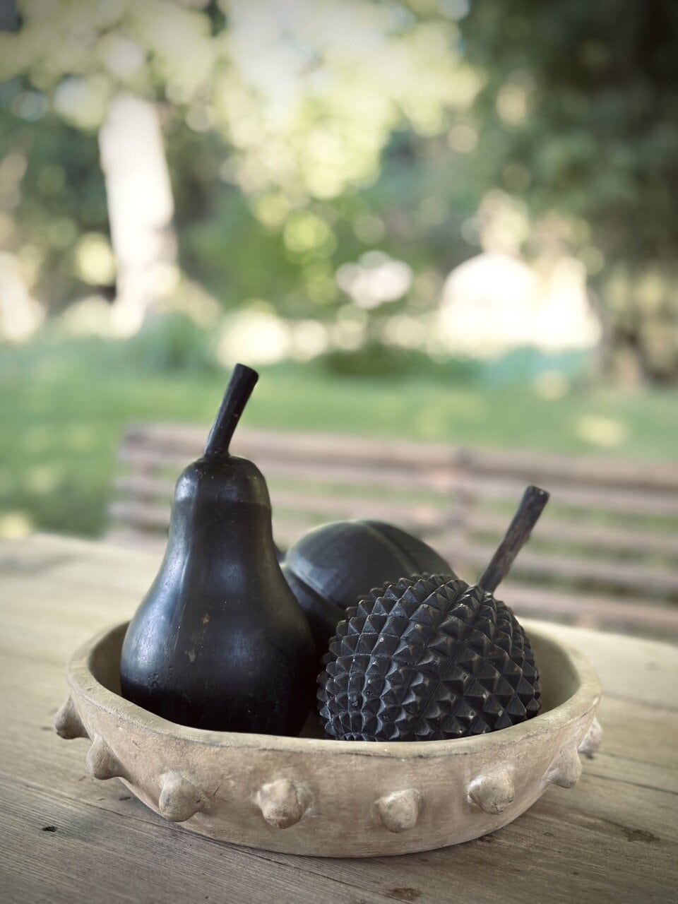 TATU bowl with dots, sand antique