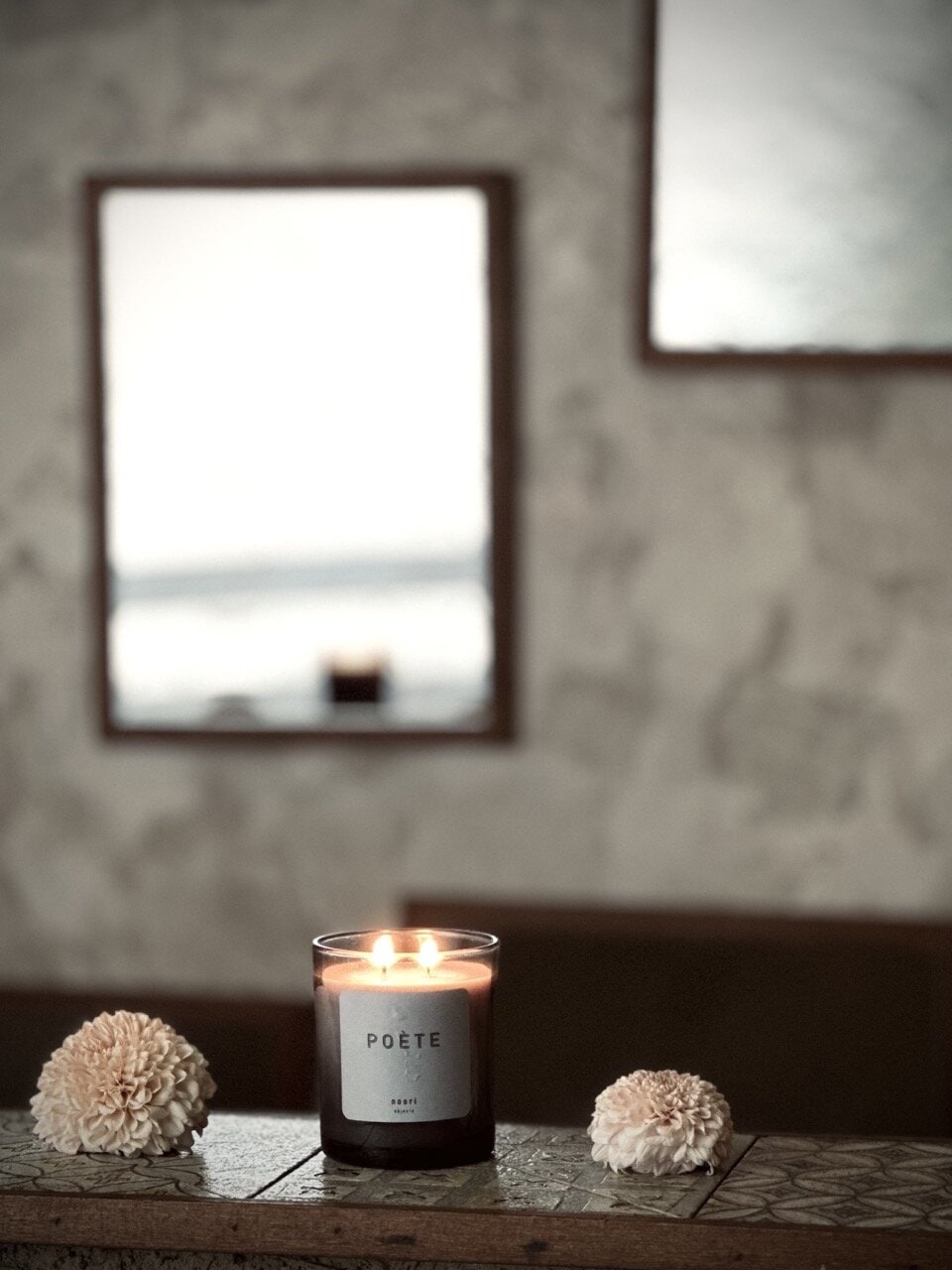 POETE scented candle