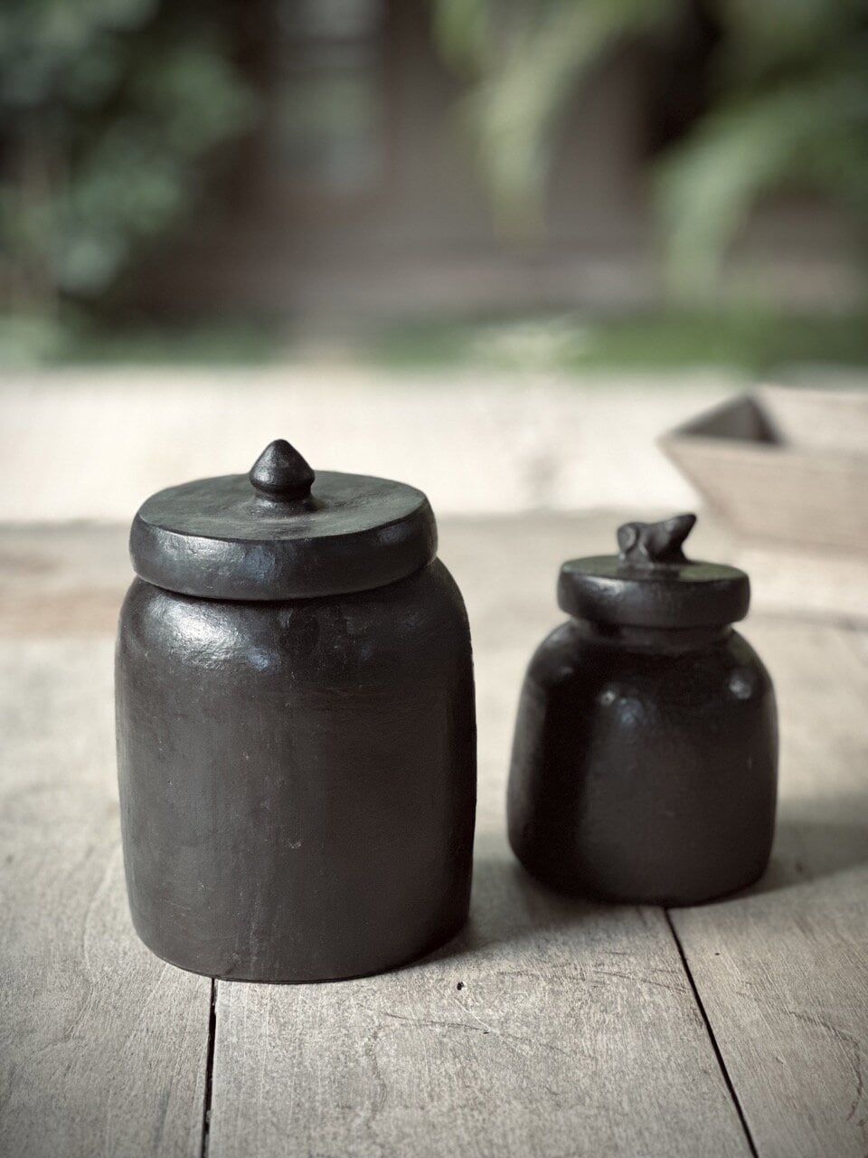 BARU round box with lid, black antique