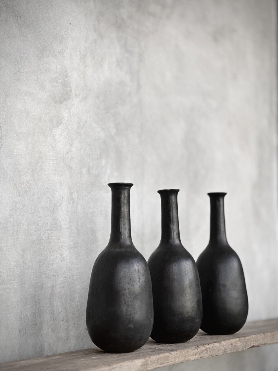 DENISE vase, black antique