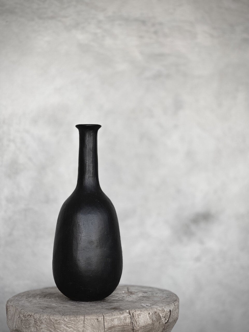 DENISE vase, black antique