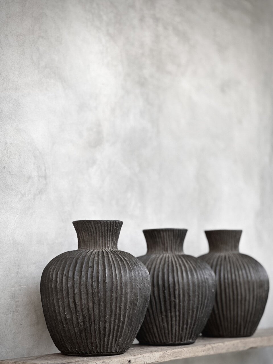 DAWA vase, black antique