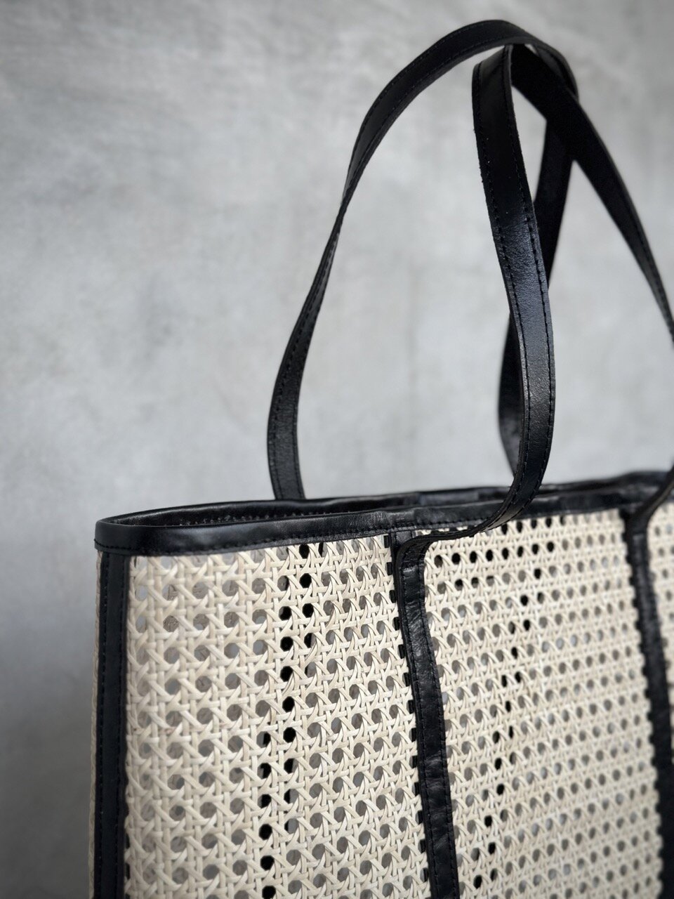 BROADWAY large black leather & rattan bag