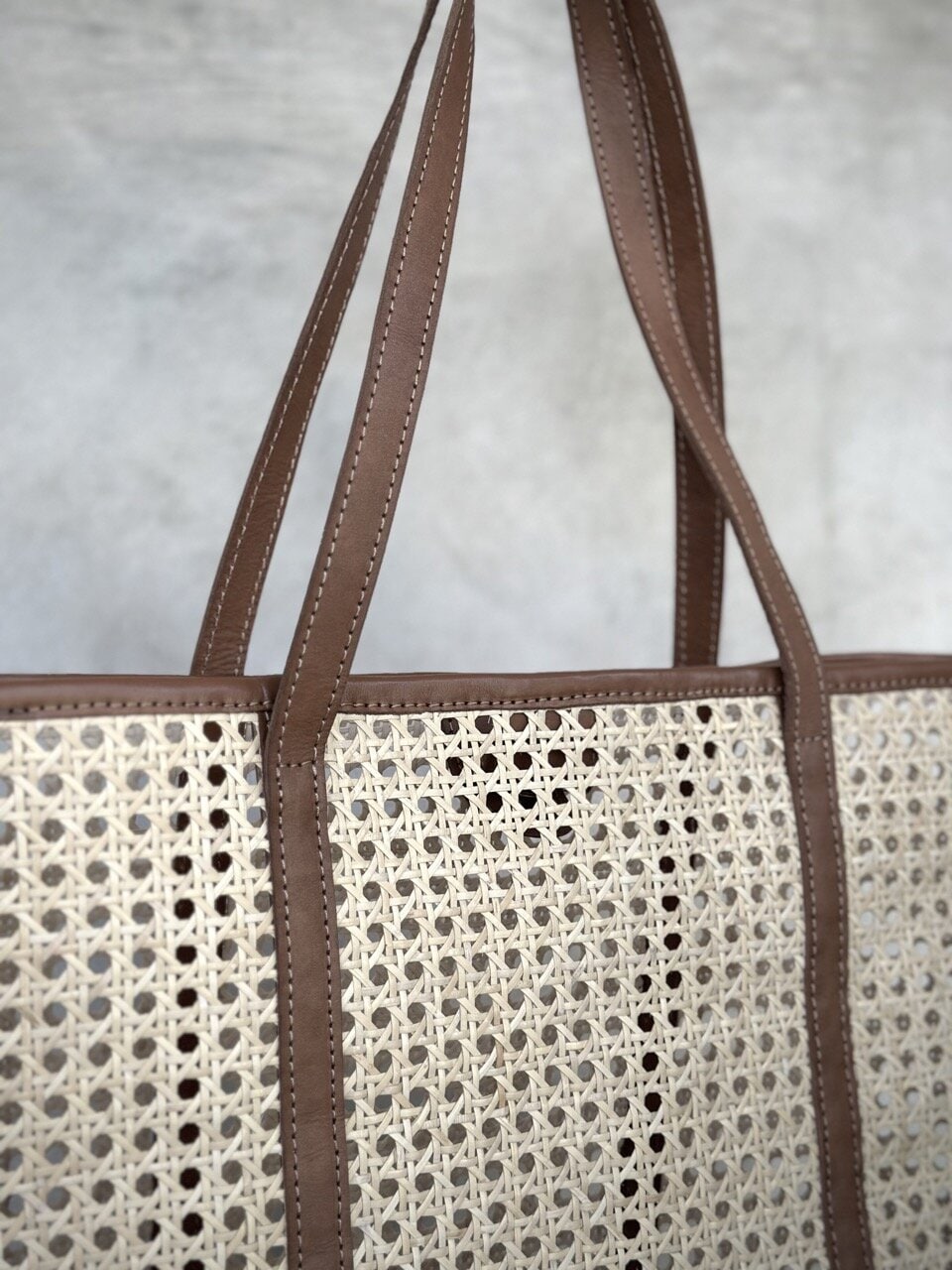 BROADWAY large brown leather & rattan bag