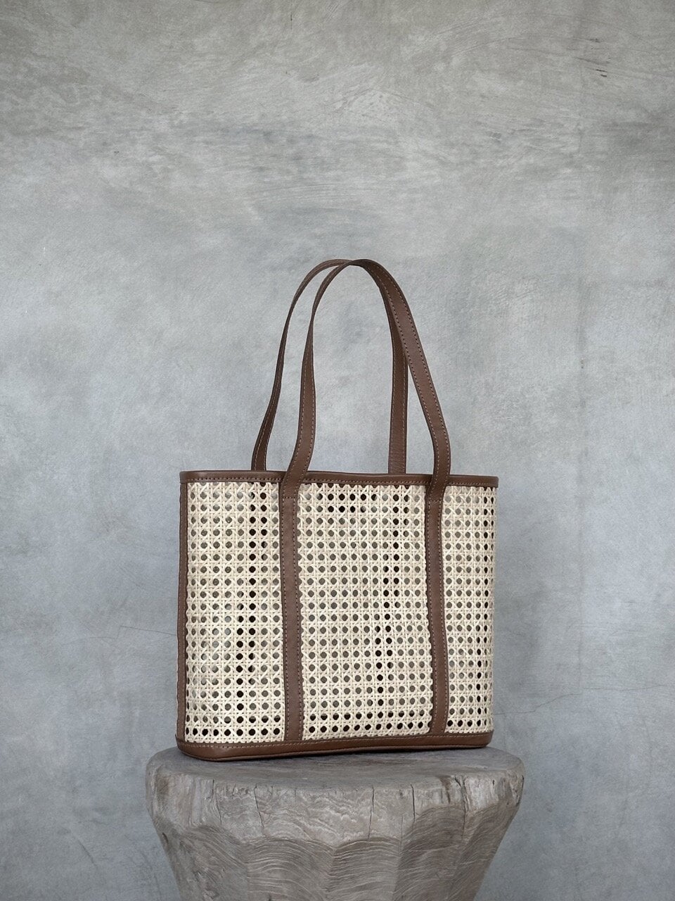 BROADWAY small brown leather & rattan bag