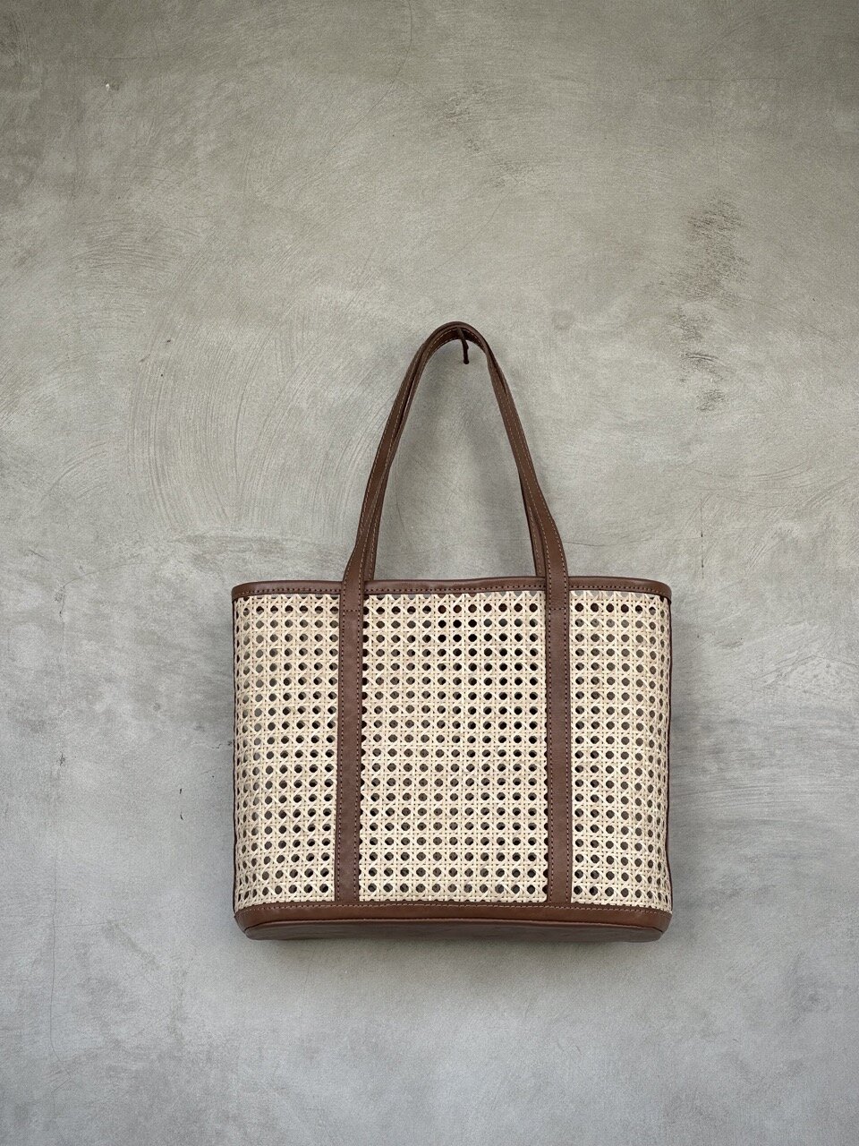 BROADWAY small brown leather & rattan bag