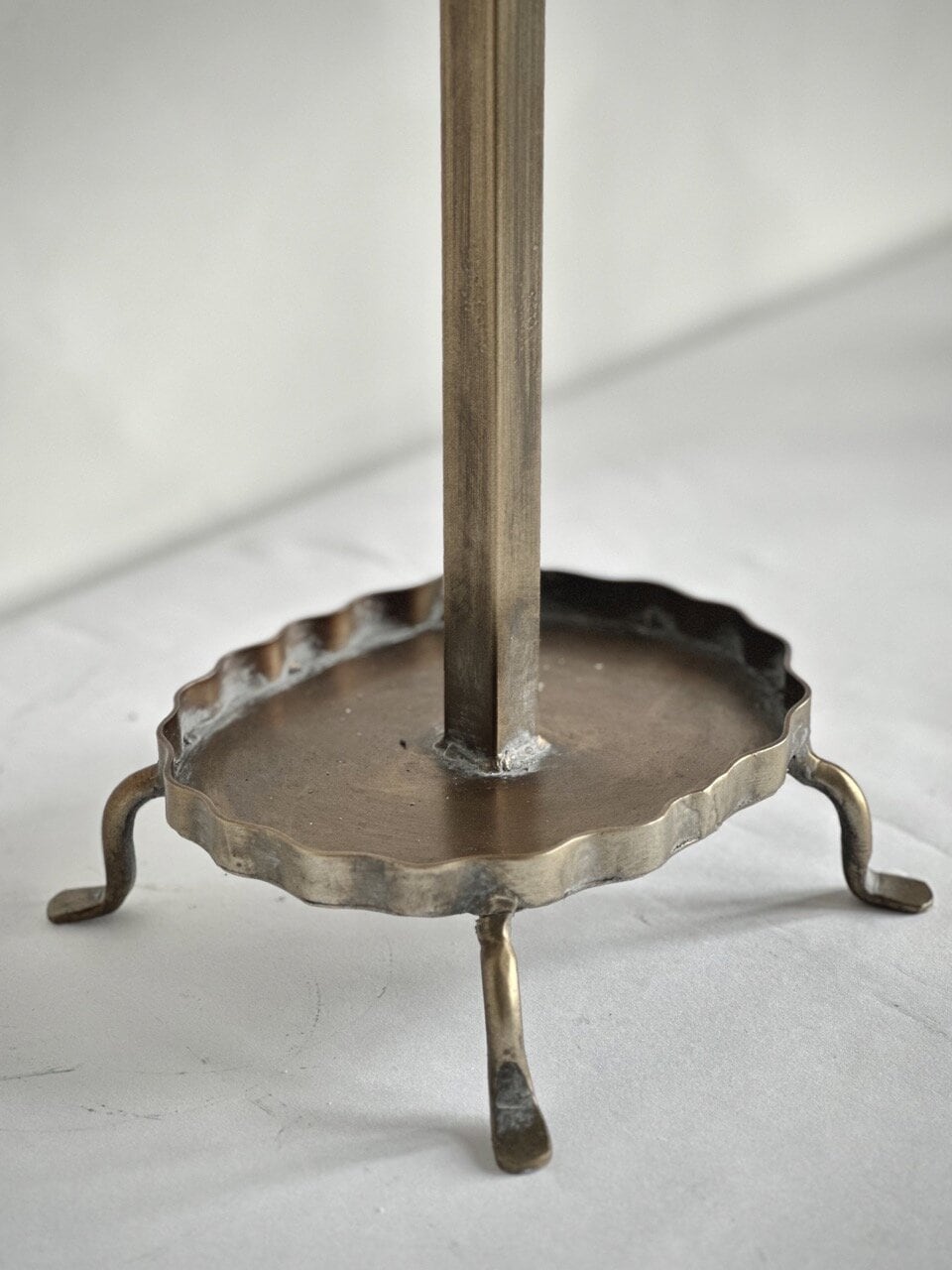 LONA table candle holder 3 arm, vintage brass