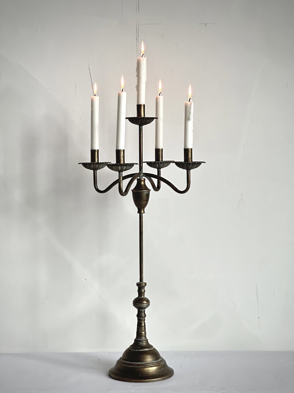 ZAMORA table candelabra 5 arm, vintage brass