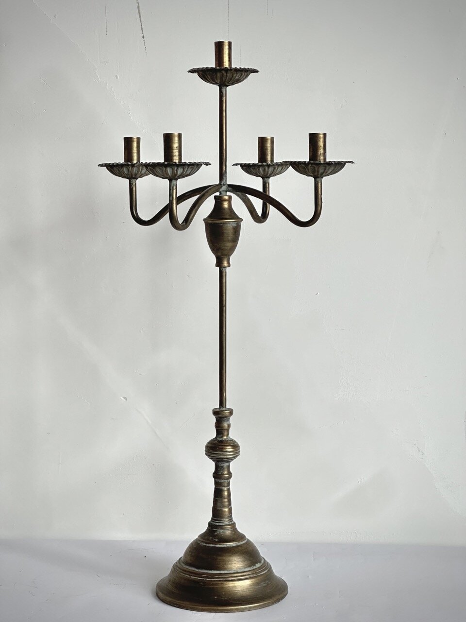 ZAMORA table candelabra 5 arm, vintage brass