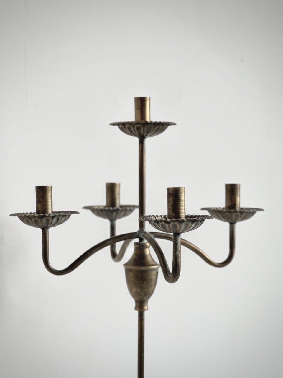 ZAMORA table candelabra 5 arm, vintage brass