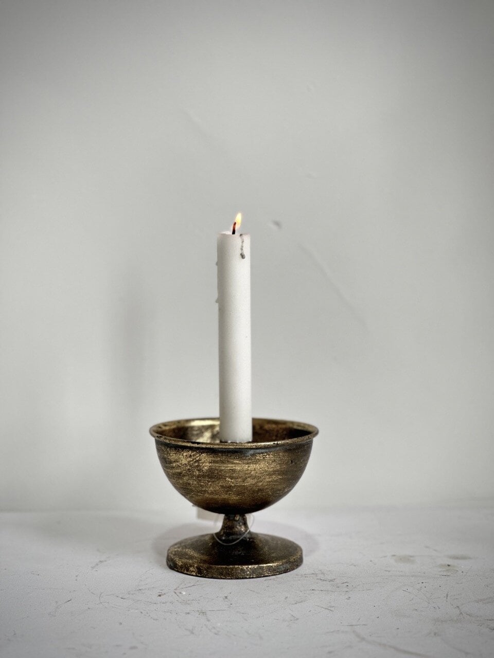 LEON table candle holder, antique brass