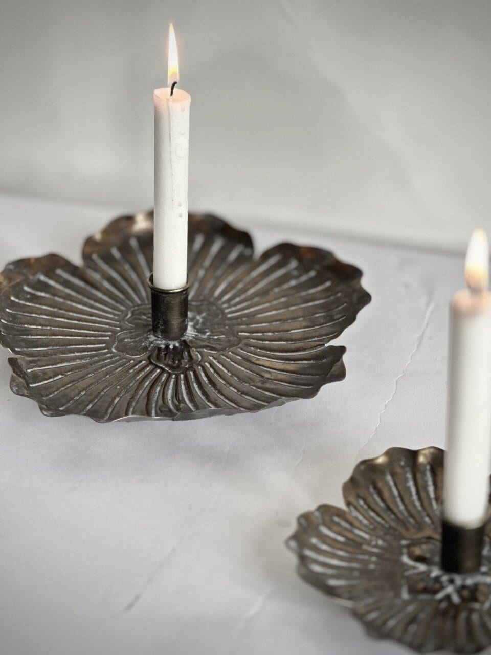 JUNA - L - table candle holder leaf, antique brass