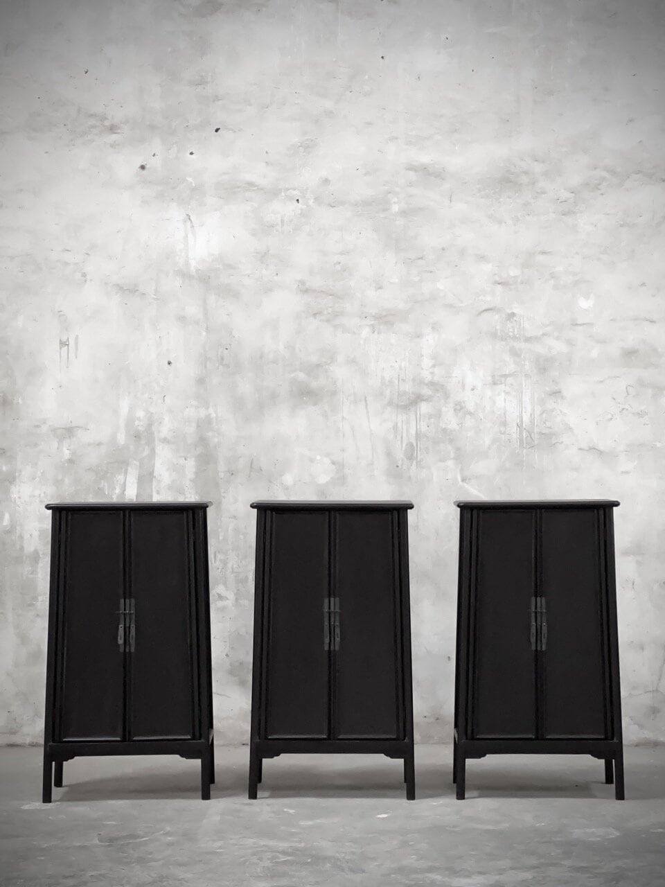 FONG small cabinet, china black