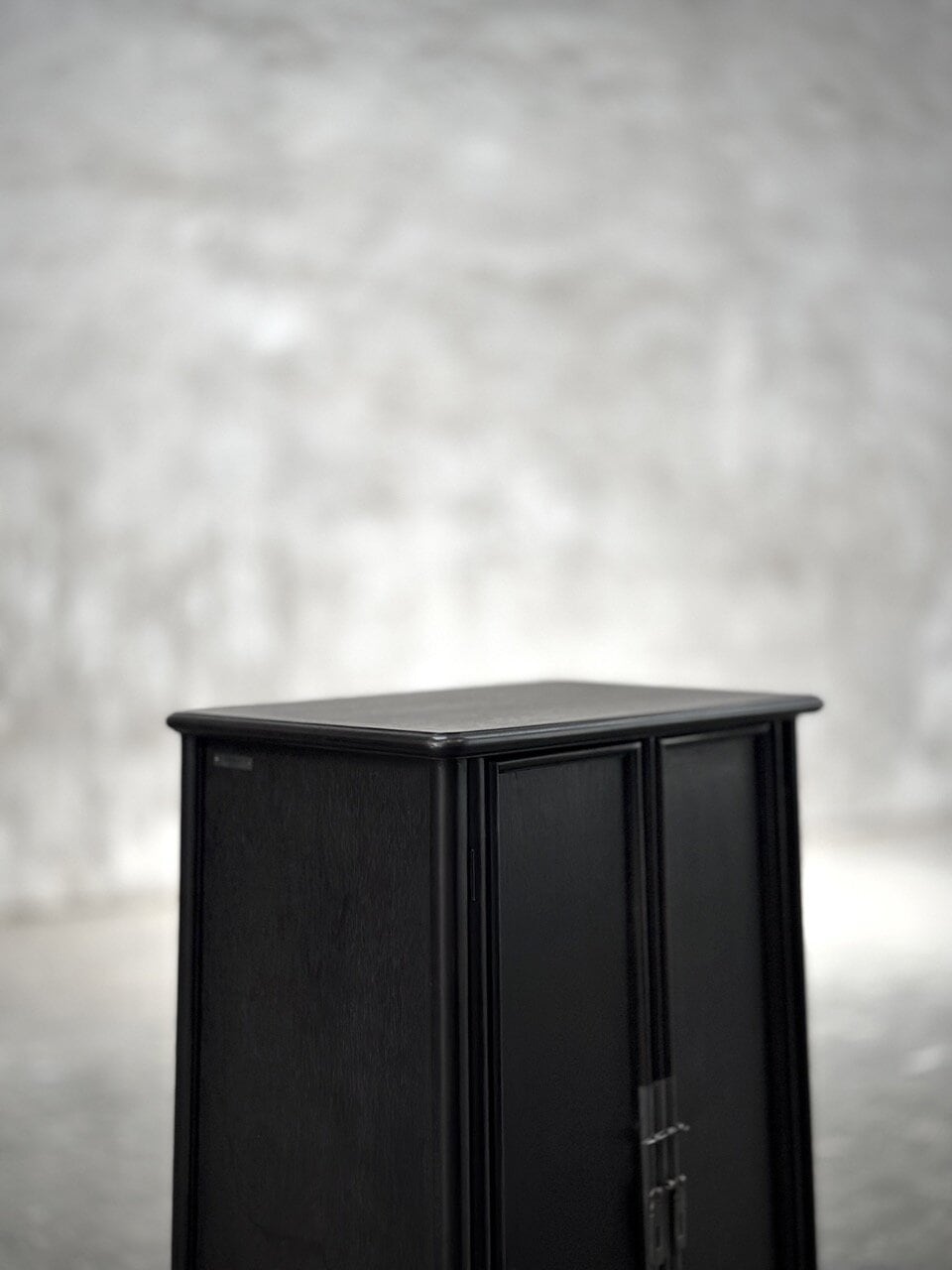 FONG small cabinet, china black