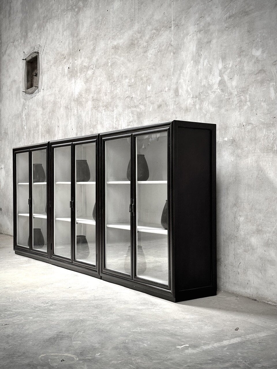 ZHANG small cabinet, china black & vintage white