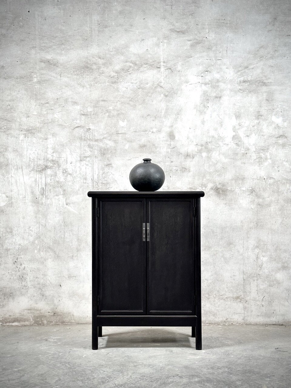 WANG low cabinet, china black