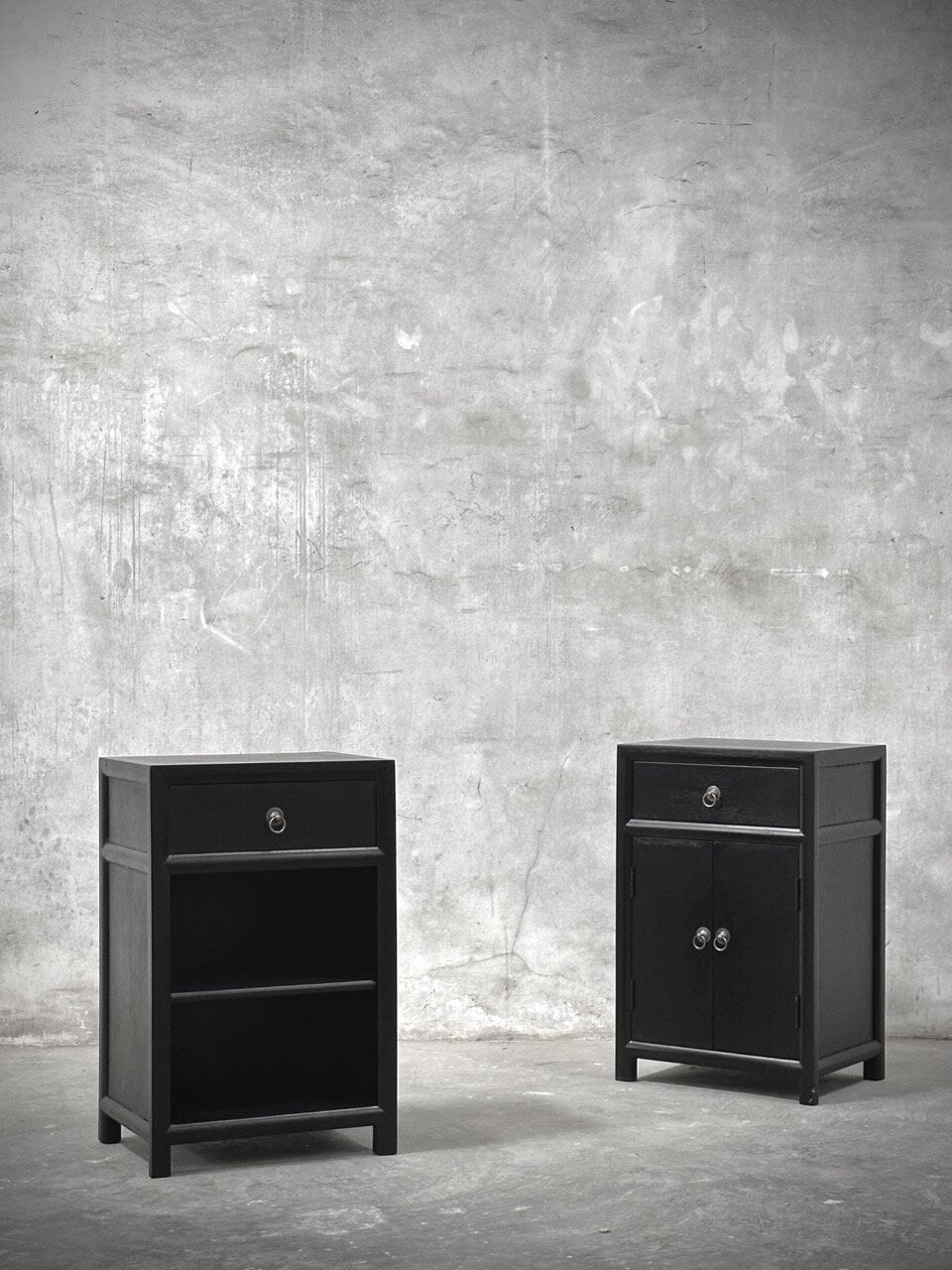 RAY bedside table-small cabinet open, black