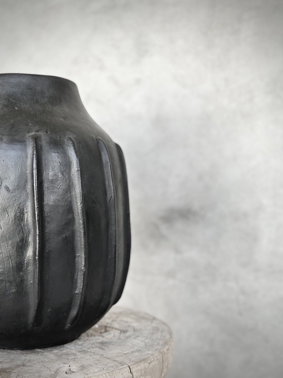 KORO vase, black antique