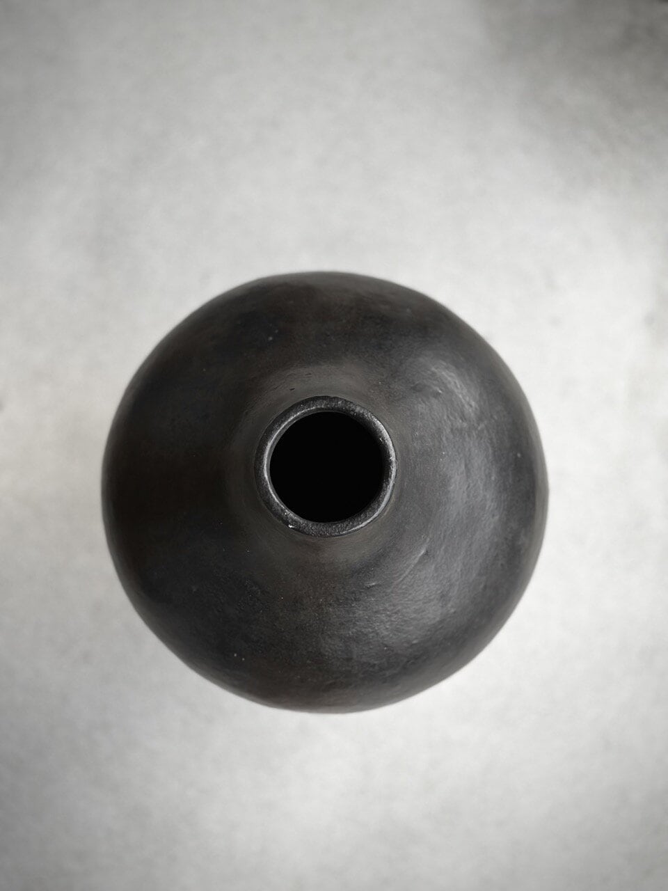 CITRA vase, black antique