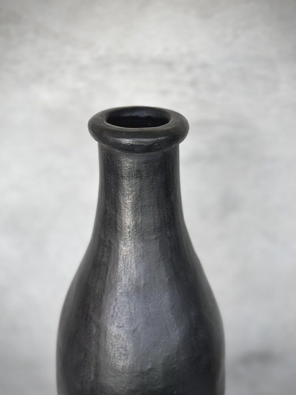 BISMA vase, black antique