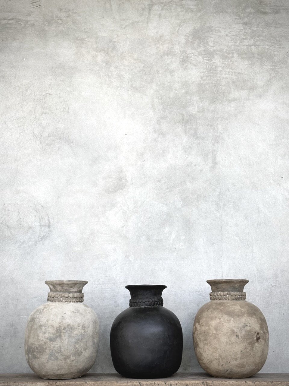 DEWI vase dots, antique black